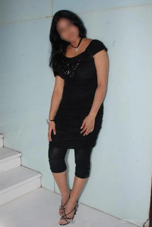 Call Girls Khatima