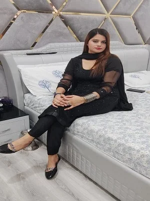 Call Girl in Khatima
